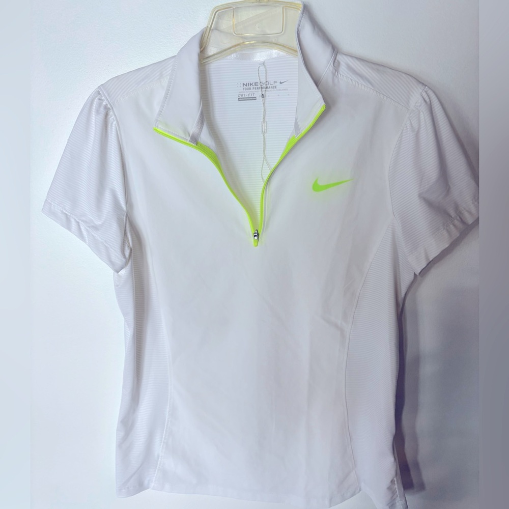 Nike women’s dri fit tour performance size large. White with neon yellow trim